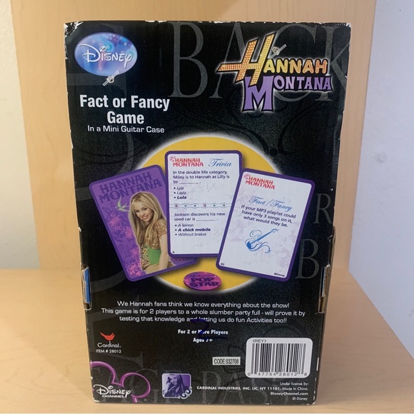 Hannah Montana Fact or Fancy Game in Mini Guitar Case - Cardinal Industries New - Picture 4 of 7